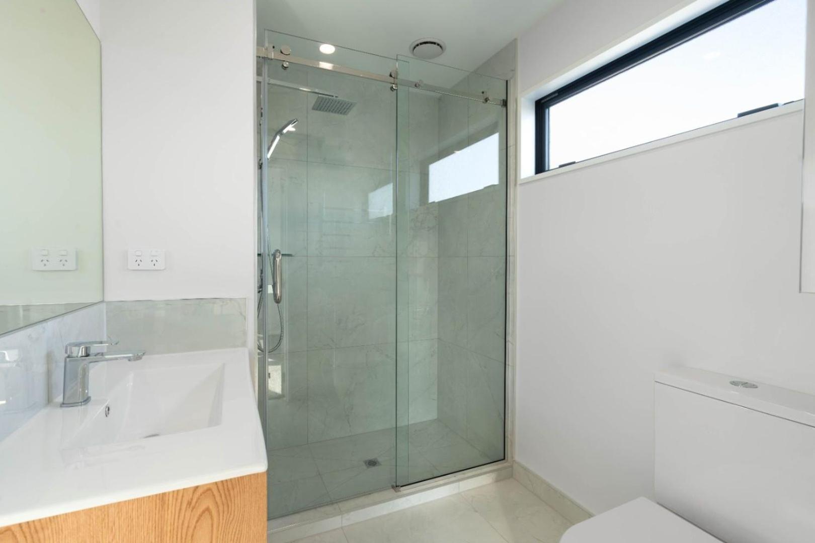 Brand New Close To Cbd 3 Bed 3 Bath With Garage Крайстчърч Екстериор снимка